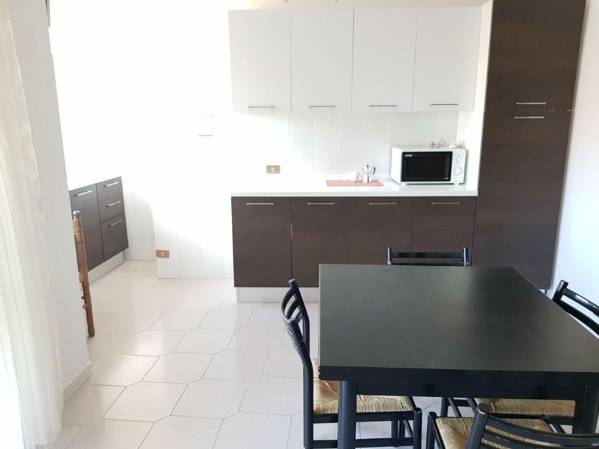 Apartment 500M From The Sea Badolato Marina Buitenkant foto