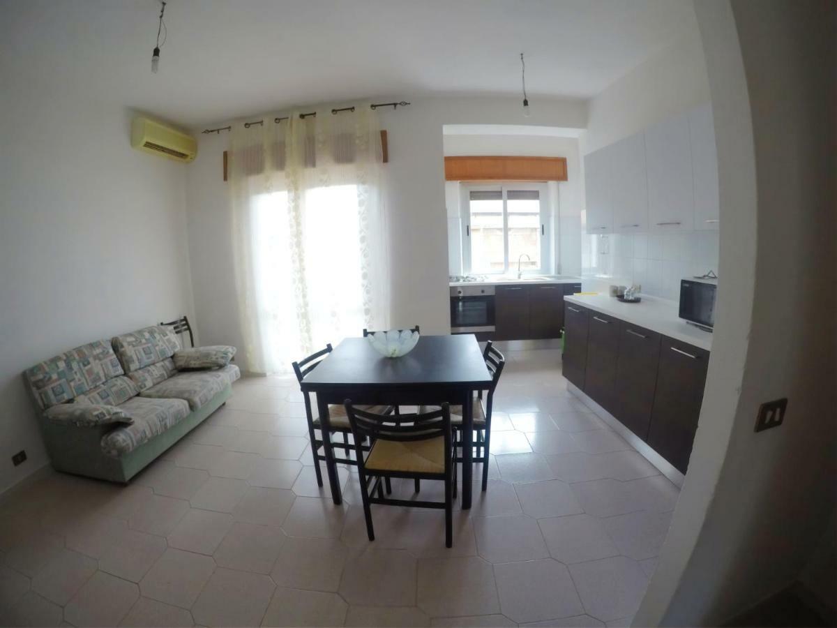 Apartment 500M From The Sea Badolato Marina Buitenkant foto
